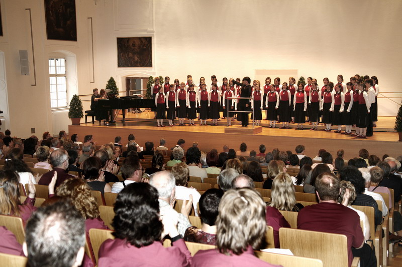 The Great Hall of the University of Salzburg.
                                    Concert as part of the International Music and Culture Festival 'Cantus MM'